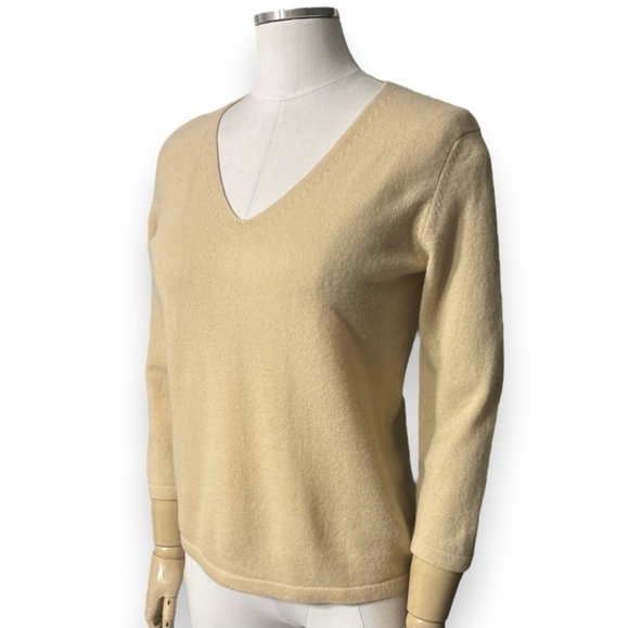 MAG by Magaschoni V-Neck 100% Cashmere 3/4 Sleeve Pullover Sweater